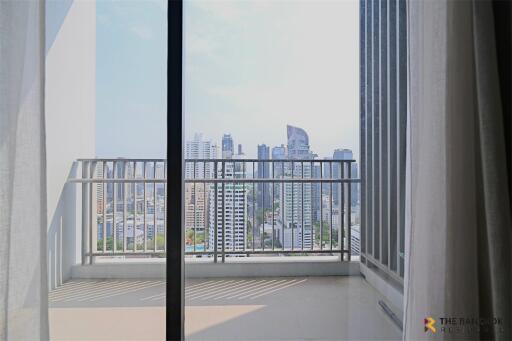 Quattro by Sansiri BTS THONG LO 2 Bed 2 Bath  C2305280366