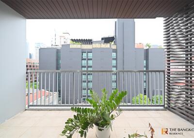 Urbana Sukhumvit BTS NANA 2 Bed 2 Bath  C2405310478