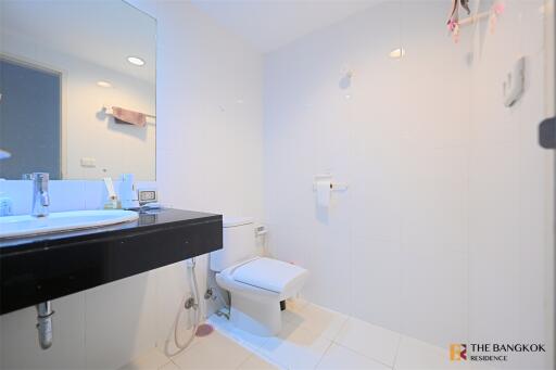 Urbana Sukhumvit BTS NANA 2 Bed 2 Bath  C2405310478