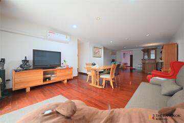 Urbana Sukhumvit BTS NANA 2 Bed 2 Bath  C2405310478