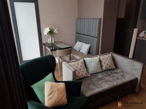 The Diplomat Sathorn BTS SURASAK 1 Bed 1 Bath  C2407020008