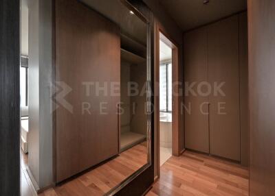 The Emporio Place BTS PHROM PHONG 3 Bed 3 Bath  C041212004