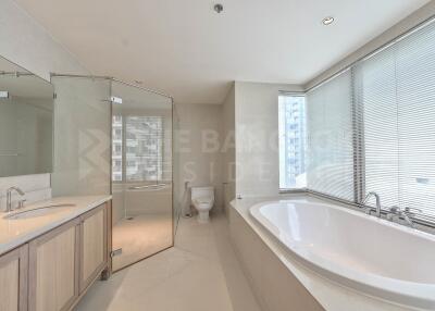 The Emporio Place BTS PHROM PHONG 3 Bed 3 Bath  C041212004