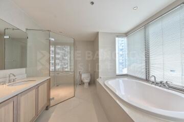 The Emporio Place BTS PHROM PHONG 3 Bed 3 Bath  C041212004