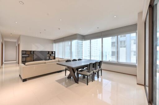 The Emporio Place BTS PHROM PHONG 3 Bed 3 Bath  C041212004