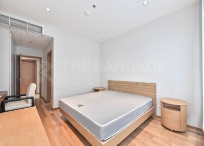 The Emporio Place BTS PHROM PHONG 3 Bed 3 Bath  C041212004