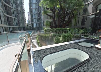 Fynn Asoke   2 Bed 2 Bath  C2406270460