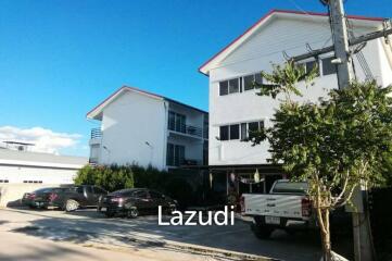 Apartment 24 Room With 5 Bedroom House for Sale