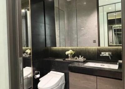 Modern bathroom with sleek design