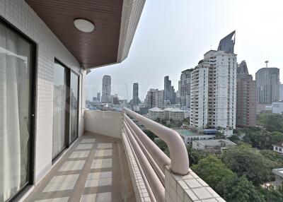 Richmond Palace Sukhumvit 43 BTS PHROM PHONG 2 Bed 3 Bath  C181113001