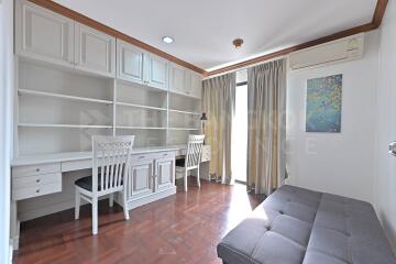 Richmond Palace Sukhumvit 43 BTS PHROM PHONG 2 Bed 3 Bath  C181113001