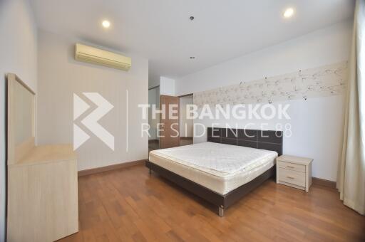 Siri Residence BTS PHROM PHONG 2 Bed 2 Bath  C260714030