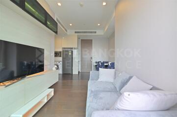 Q Asoke MRT Phetchaburi 2 Bed 1 Bath  C120116003