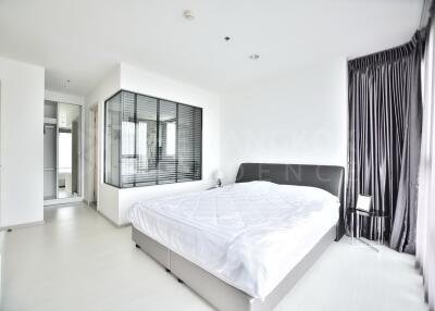 RHYTHM Sukhumvit 42 BTS EKKAMAI 2 Bed 2 Bath  C1803290878