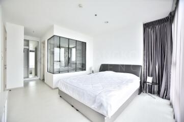 RHYTHM Sukhumvit 42 BTS EKKAMAI 2 Bed 2 Bath  C1803290878