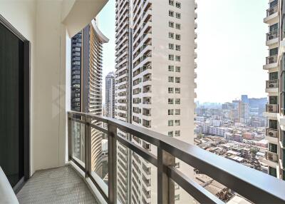 Bright 24 BTS PHROM PHONG 3 Bed 3 Bath  C1906140411