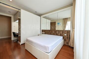 Bright 24 BTS PHROM PHONG 3 Bed 3 Bath  C1906140411