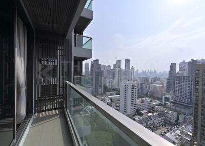 The Address Sukhumvit 28 BTS PHROM PHONG 2 Bed 2 Bath  C290912005