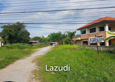 Land on Phahonyothin Road for Sale