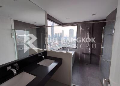 Urbano Absolute Sathon-Taksin BTS KRUNG THON BURI 2 Bed 2 Bath  C150617013