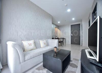 RHYTHM Sukhumvit 44/1 BTS PHRA KHANONG 2 Bed 1 Bath  C130314007