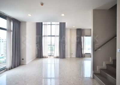 The Crest Sukhumvit 34 BTS THONG LO 2 Bed 3 Bath  C160117037