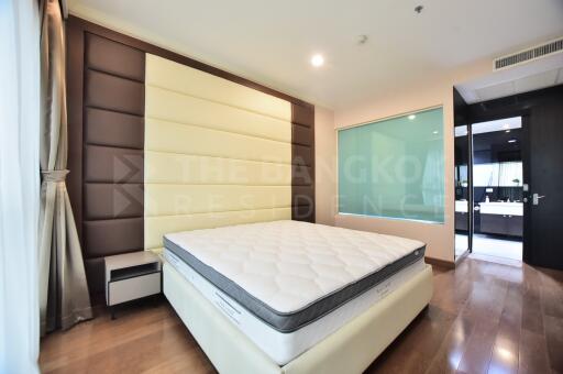 The Address Chidlom BTS CHIT LOM 1 Bed 1 Bath  C090610003