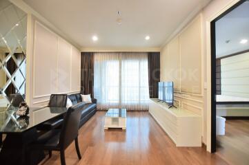 The Address Chidlom BTS CHIT LOM 1 Bed 1 Bath  C090610003