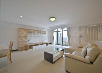 Royal Castle Sukhumvit BTS THONG LO 3 Bed 3 Bath  C281213002