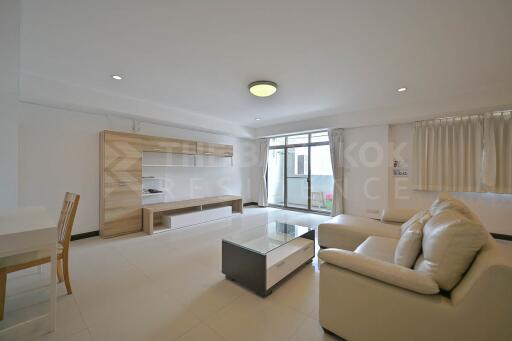 Royal Castle Sukhumvit BTS THONG LO 3 Bed 3 Bath  C281213002