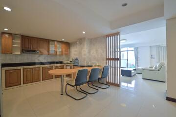 Royal Castle Sukhumvit BTS THONG LO 3 Bed 3 Bath  C281213002