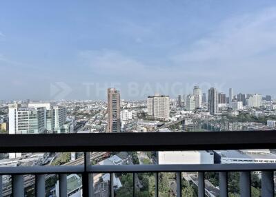 RHYTHM Sukhumvit 42 BTS EKKAMAI 1 Bed 1 Bath  C210217004