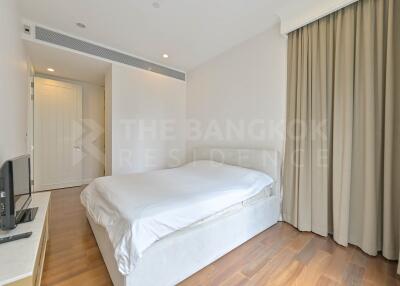 Q Langsuan BTS RATCHADAMRI 2 Bed 2 Bath  C141114041