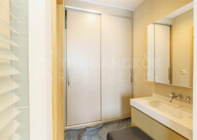 Siri At Sukhumvit BTS THONG LO 2 Bed 2 Bath  C060215015