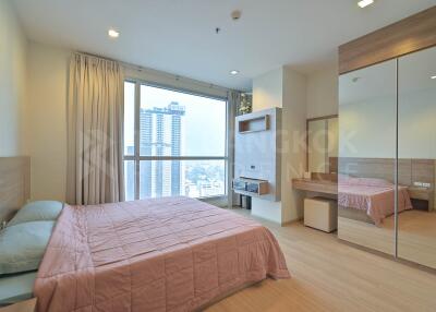 RHYTHM Ratchada-Huaikhwang MRT Huai Khwang 2 Bed 1 Bath  C170113002