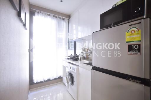 RHYTHM Sukhumvit 42 BTS EKKAMAI 1 Bed 1 Bath  C1808281231