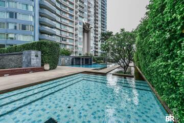 Watermark Chaophraya River BTS SAPHAN TAKSIN 3 Bed 3 Bath  C230413013