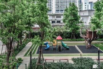 Watermark Chaophraya River BTS SAPHAN TAKSIN 3 Bed 3 Bath  C230413013