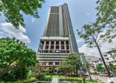 Menam Residences BTS SAPHAN TAKSIN 3 Bed 3 Bath  C130717019