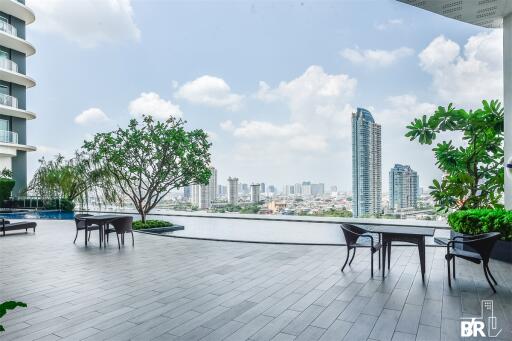 Menam Residences BTS SAPHAN TAKSIN 3 Bed 3 Bath  C130717019