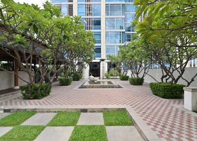 Athenee Residence BTS PHLOEN CHIT 2 Bed 2 Bath  C120713021