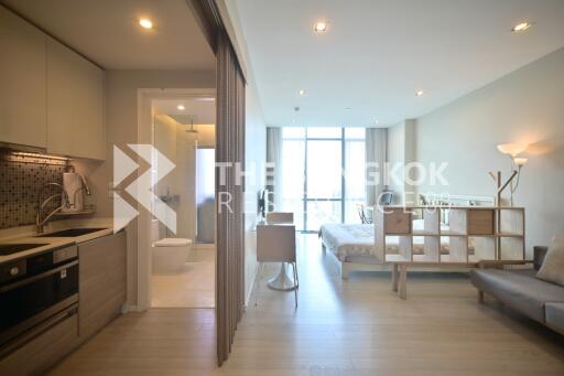 The Room Sukhumvit  21 BTS ASOKE Studio 1 Bath  C271016046