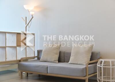 The Room Sukhumvit  21 BTS ASOKE Studio 1 Bath  C271016046