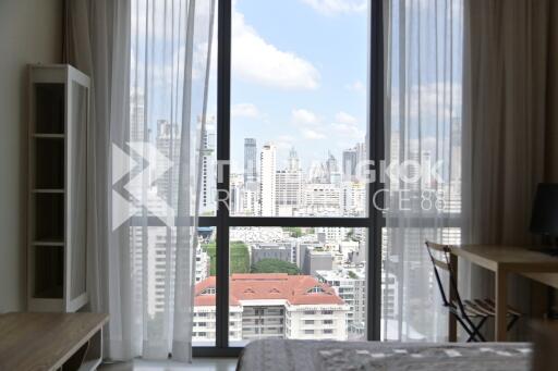 The Room Sukhumvit  21 BTS ASOKE Studio 1 Bath  C271016046