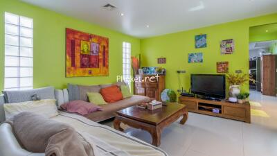 Colorful living room with contemporary decor