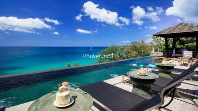 Infinity pool with ocean view