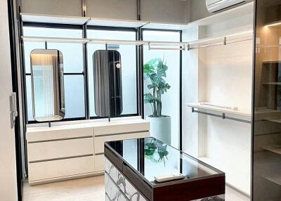 4 Bed 380 SQ.M Nantawan Rama 9 - New Krungthepkreetha