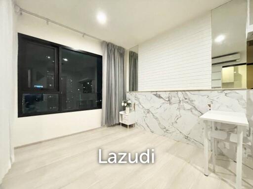 Studio 1 Bathroom 25 SQ.M at Life Asoke