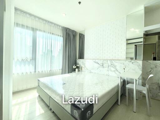 Studio 1 Bathroom 25 SQ.M at Life Asoke