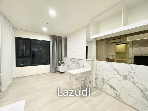 Studio 1 Bathroom 25 SQ.M at Life Asoke